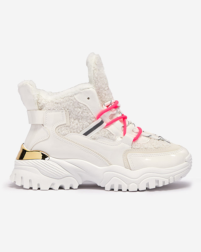 Royalfashion Białe sportowe buty damskie z futerkiem i neonowymi różowymi sznurówkami Sagglo