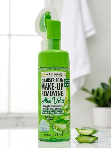 Čistilna in vlažilna pena za obraz z aloe vero in krtačko