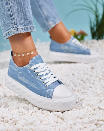 Royalfashion Niebieskie damskie jeansowe trampki z przetarciami Nerolera