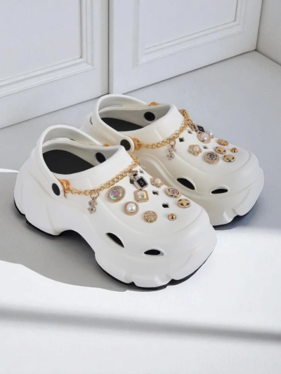 Sandale Caligae Aurelia Bianca z okraski chain v glamur stilu