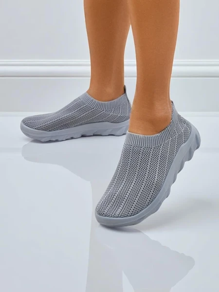 Ženske superge golobje sive Silvana - udobni slip-on čevlji za mesto