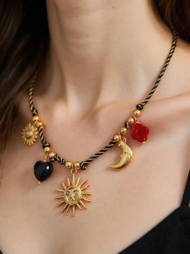Naszyjnik Solaria Lunae Aurelia –z charmsami słońce i księżyc