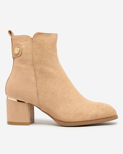 Royalfashion Ženski škornji z nizkimi petkami svetlo rjave barve Dogdas