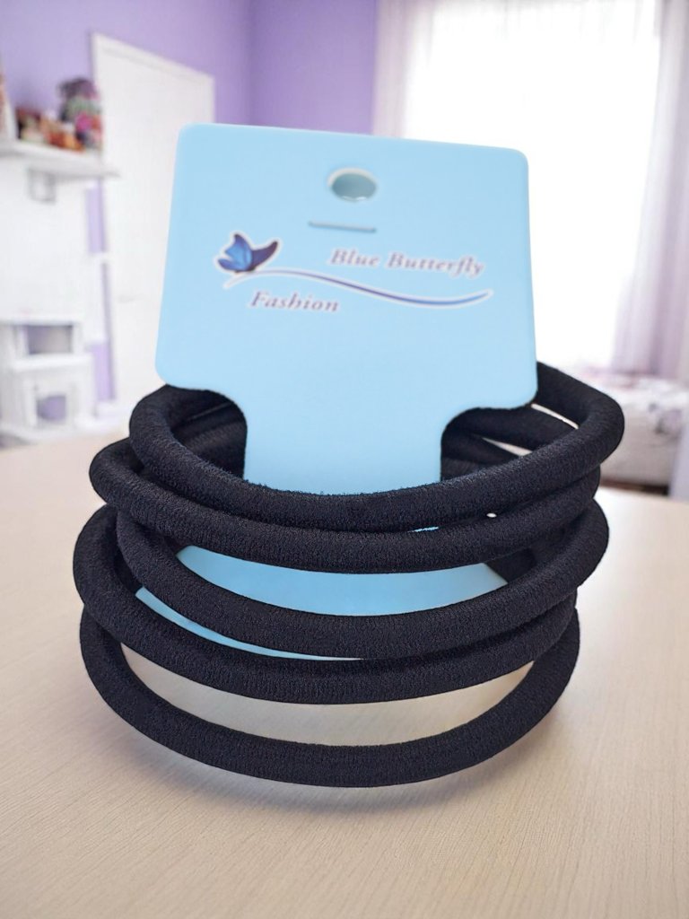 Royalfashion Set 5 črnih elastik za lase Nero