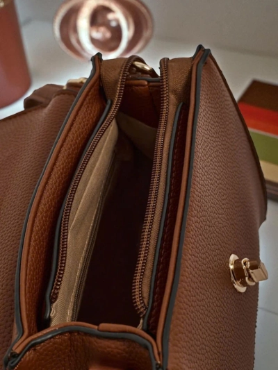 Torbica Camelia iz Eko Usnja in Semiša