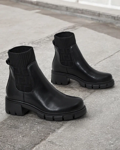 Royalfashion Ženske gležnjače na tikoce Domixo