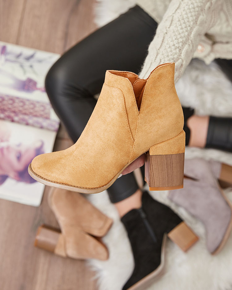 Royalfashion Camel Ženski škornji Ricteas stiletto