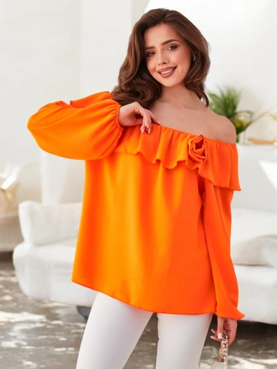 Royalfashion Ženska bluzka v španskem slogu z gubami in cvetom