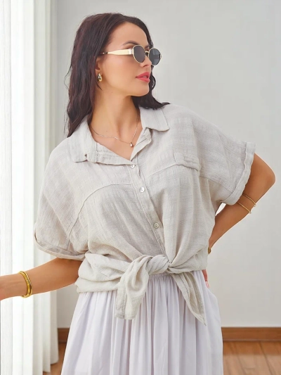 Royalfashion Ženska bombažna srajca z embosiranjem in kratkimi rokavi