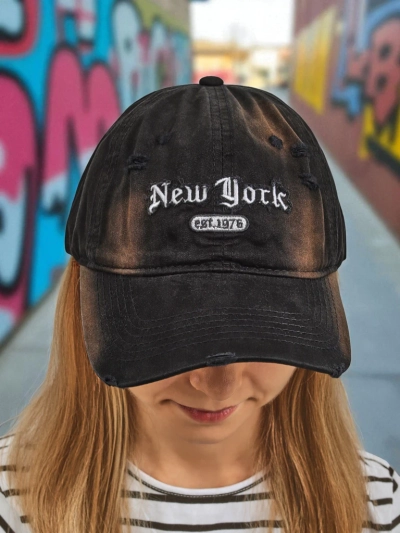 Royalfashion Kapa s šiltom New York 1976 z obledelimi deli