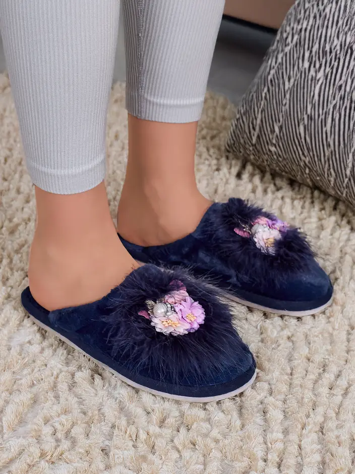 Royalfashion Ženske krzneni copati s cvetlicami Ederra