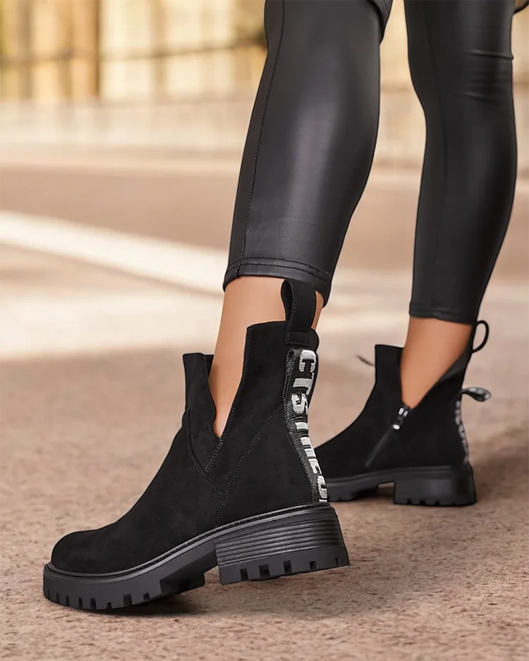 Royalfashion Ženski škornji Gorgie z izrezom