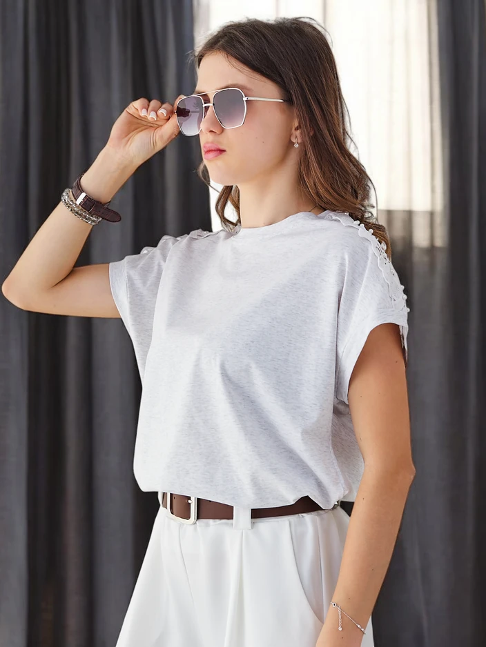 Royalfashion bombažna ženska majica s čipkastimi rokavi