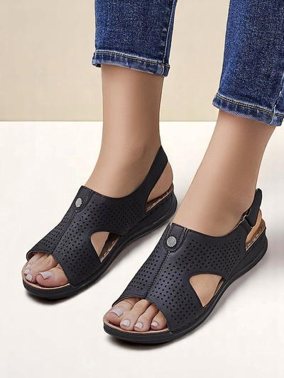 Royalfashion ženske sandale z izrezi Leminni