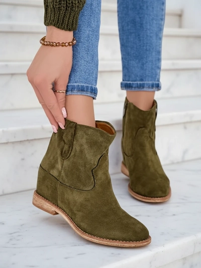 Royalfashion Čizme u kaubojskom stilu na pokrivenoj klinasti potpetici Patorias