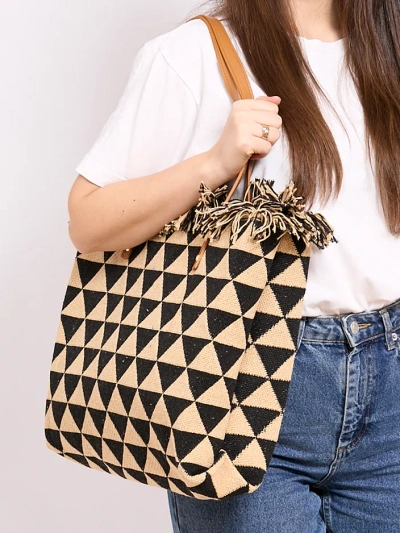 Brązowa pleciona listonoszka na złotym łańcuszku - Akcesoria