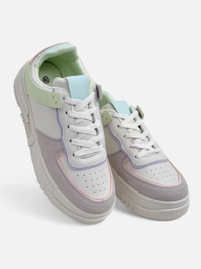 Ženski športni copati Lycaste bež iz ekološkega usnja z ravnim podplatom