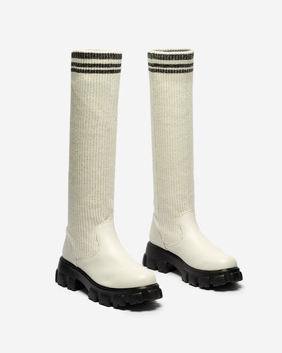 Royalfashion Wysokie wsuwane kozaki damskie w kolorze ecru Alerpi