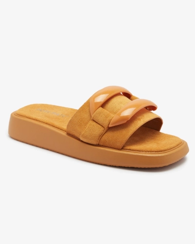 Royalfashion Brązowe klapki damskie z eko-zamszu Omve