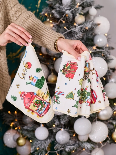 Royalfashion Božični komplet 4 kuhinjskih brisač Merry Xmas