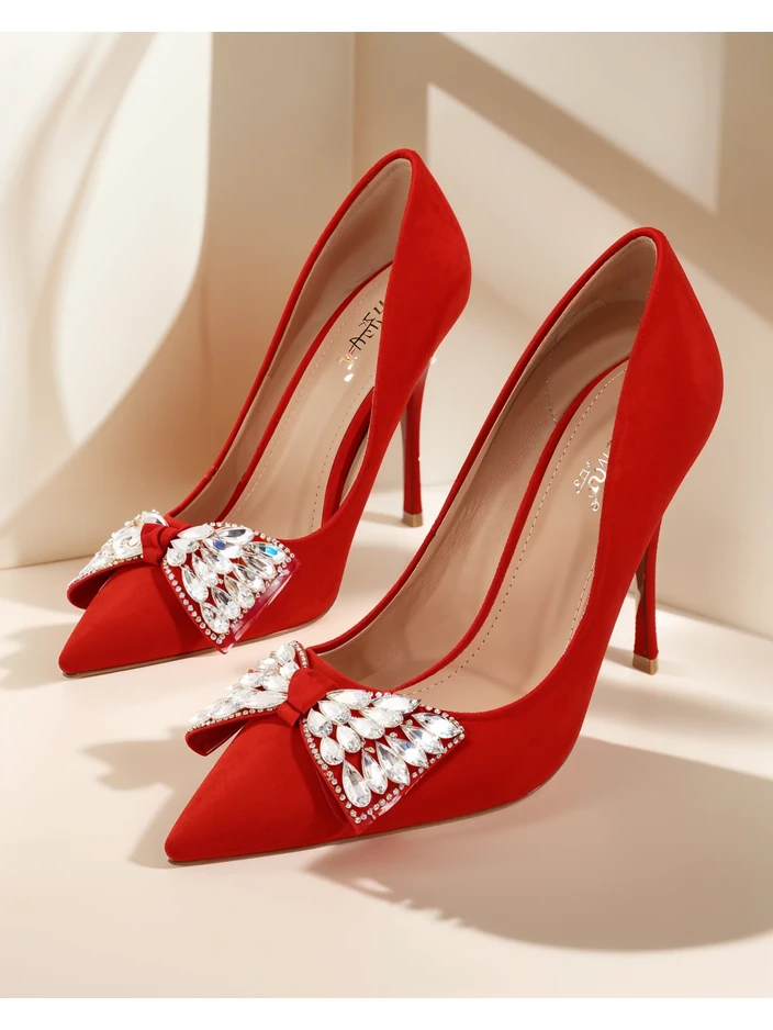 Royalfashion Ženske stiletto pete z metuljčkom Cocarte