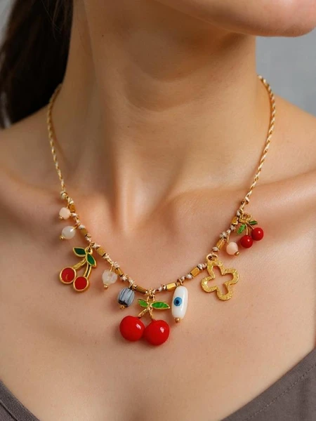 Obesek Atena Charm Cherry – zlati amuleti češnje