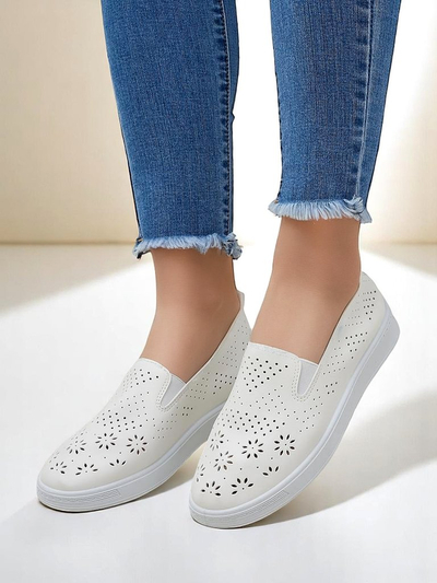 Royalfashion Preluknjane ženske natikače Mayla