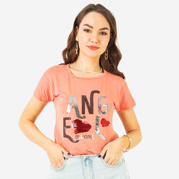 Royalfashion Koralowy damski t-shirt z napisem z cekinów
