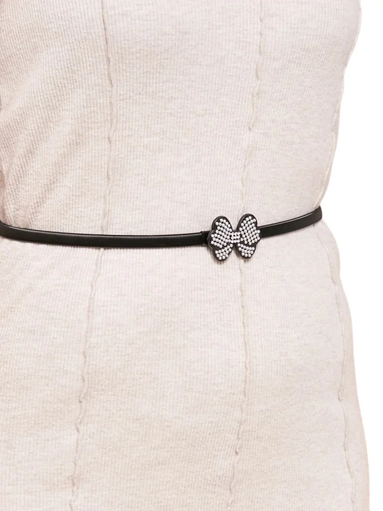 Črni ženski pas Melina s kovinsko pentljo v stilu latino glamurja