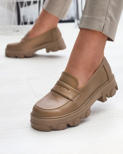 Royalfashion Damskie jasnobrązowe mokasyny na masywnej podeszwie Desika