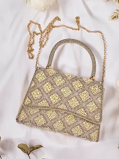 Royalfashion Mala ženska torbica s kristalčki in biseri