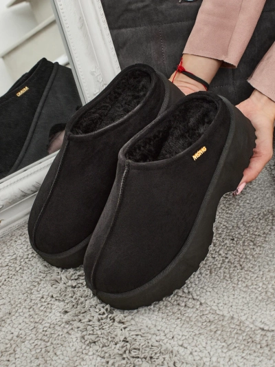 Kratki ženski škornji a'la za sneg s krznom Noelina