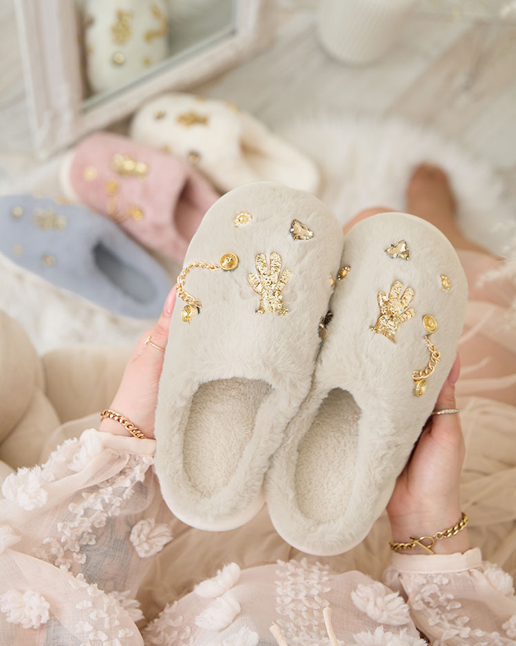 Royalfashion Bež ženski krzneni copati z okraski Erserra