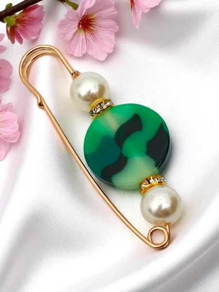 Dekorativna ženska broška s krogom in biseri Pearl Circle