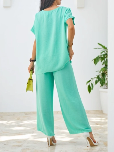 Royalfashion Ženski komplet s kratkimi rokavi, okrašen z cvetličnim motivom in širokimi hlačami