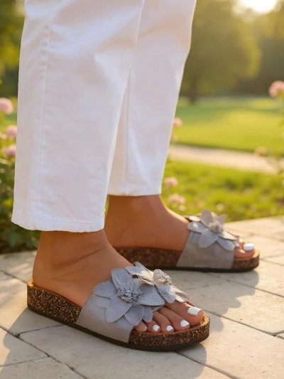 Royalfashion Ženske sandale s cvetjem Foules