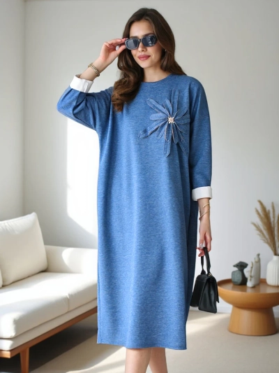 Royalfashion Ženska midi obleka oversized z rožo