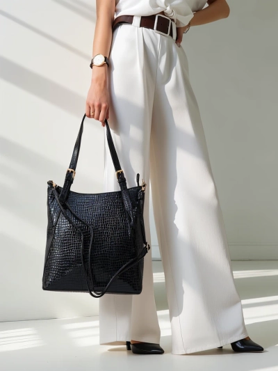 Royalfashion Ženska velika patentna torba z embosiranjem