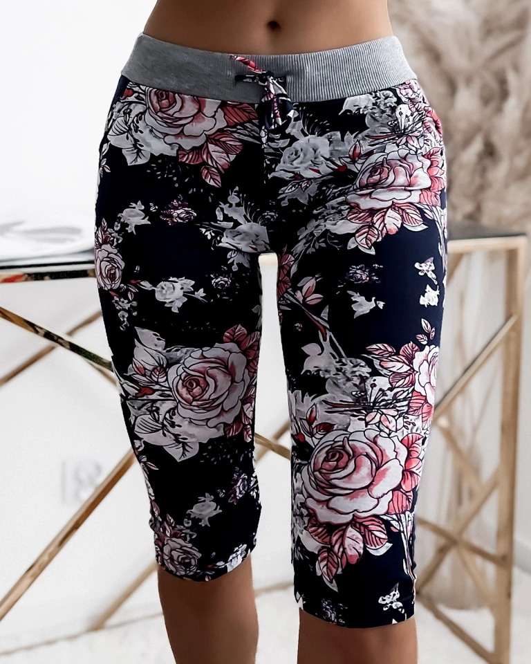 Royalfashion Ženske 3/4 kratke hlače mornarsko modre in koralne barve s cvetličnim vzorcem PLUS SIZE