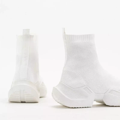 OUTLET Białe damskie wysokie sportowe buty Gohi - Obuwie