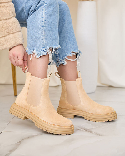 Royalfashion Bež ženski škornji z okrasnim trakom Loffdo