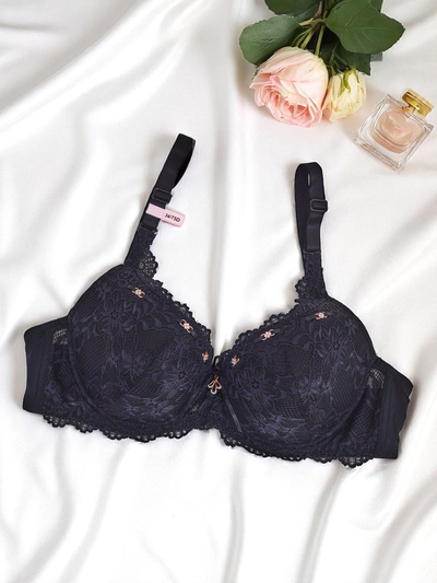 Royalfashion Ženski podložen čipkast nedrček Delicate Grace