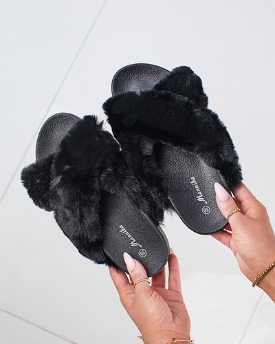 Royalfashion Klapki z futerkiem w kolorze czarnym Mashte