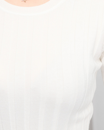 Royalfashion Biały damski sweter w prążki