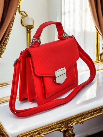 Royalfashion Ženska kuverta torbica z ročajem Amalthea Avorio