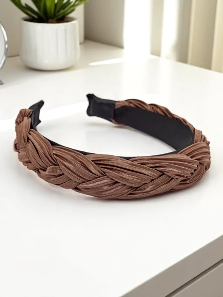 Royalfashion Pleten nagubani trak za lase Nina