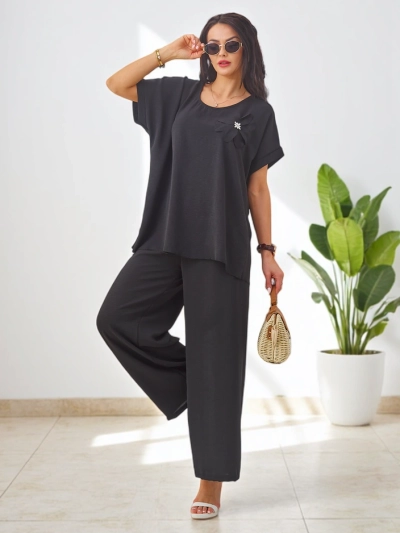 Royalfashion Ženski komplet s kratkimi rokavi, dekorativno cvetje in široke hlače