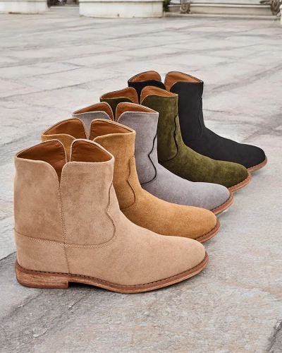 Royalfashion Čizme za gležanj u cowboy stilu na pokrivenom potplatu Blueston