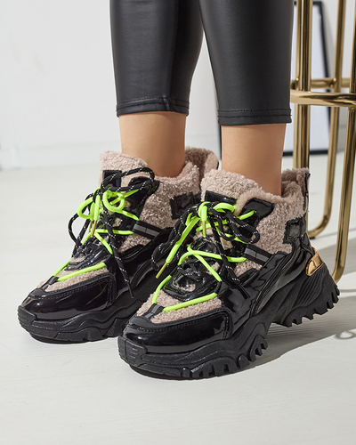 Royalfashion Czarne sportowe buty damskie z futerkiem i neonowymi żółtymi sznurówkami Adbo