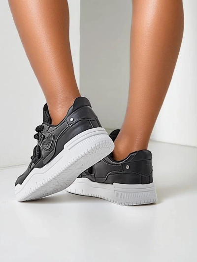 Royalfashion Ženske športne teniske na debelejšem podplatu Uanes